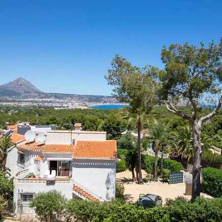 Villa Bramble By Interhome