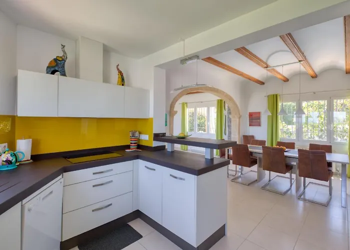 Villa Bramble By Interhome *